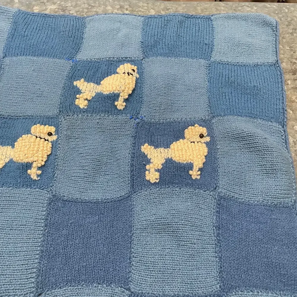 Vintage 1967 Poodle Handmade Quilt Blanket Throw Blue White 60s Retro Mod 34x54
